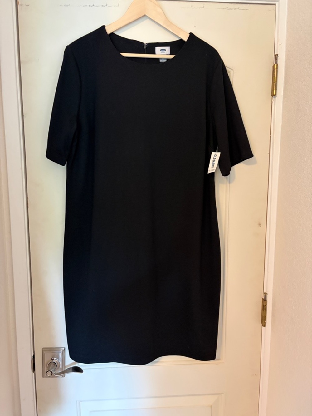 Old Navy Black Midi Shift Dress with Short Sleeves